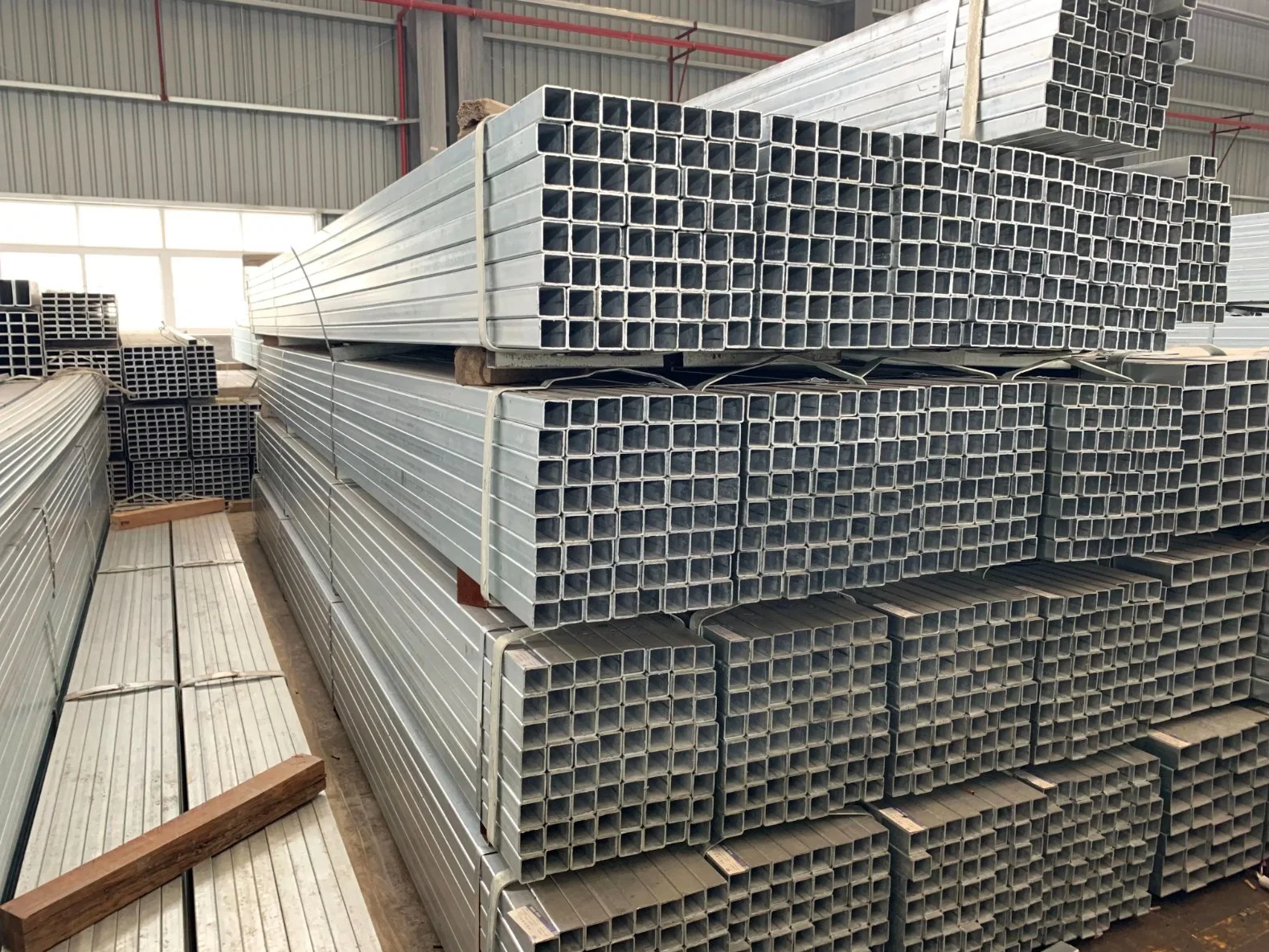 High quality/High cost performance  Copper Plate/Stainless Steel Coil/Galvanized Color Map/Carbon /Aluminium Strip ASTM GB JIS En ISO 6060 1070 1100 2A12 7075 Aluminum Square Tube Gal