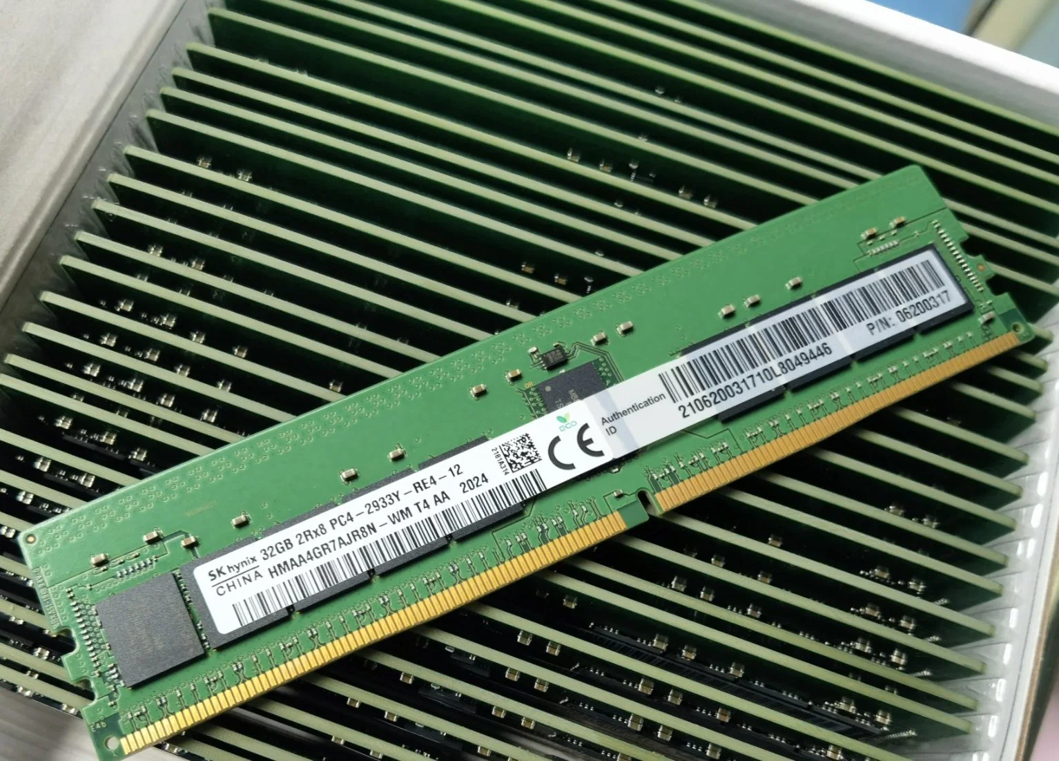 Module mémoire serveur de qualité Super P00924-B21 Hpe 32 Go (1X32Go) Dual Rank X4 DDR4-2933 enregistré Kit mémoire intelligente