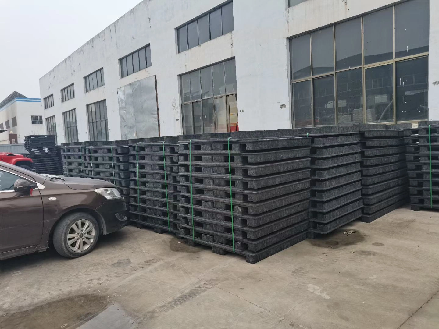 4 Tons Load Compressed Plastic Pallet for Warehouse Logistic