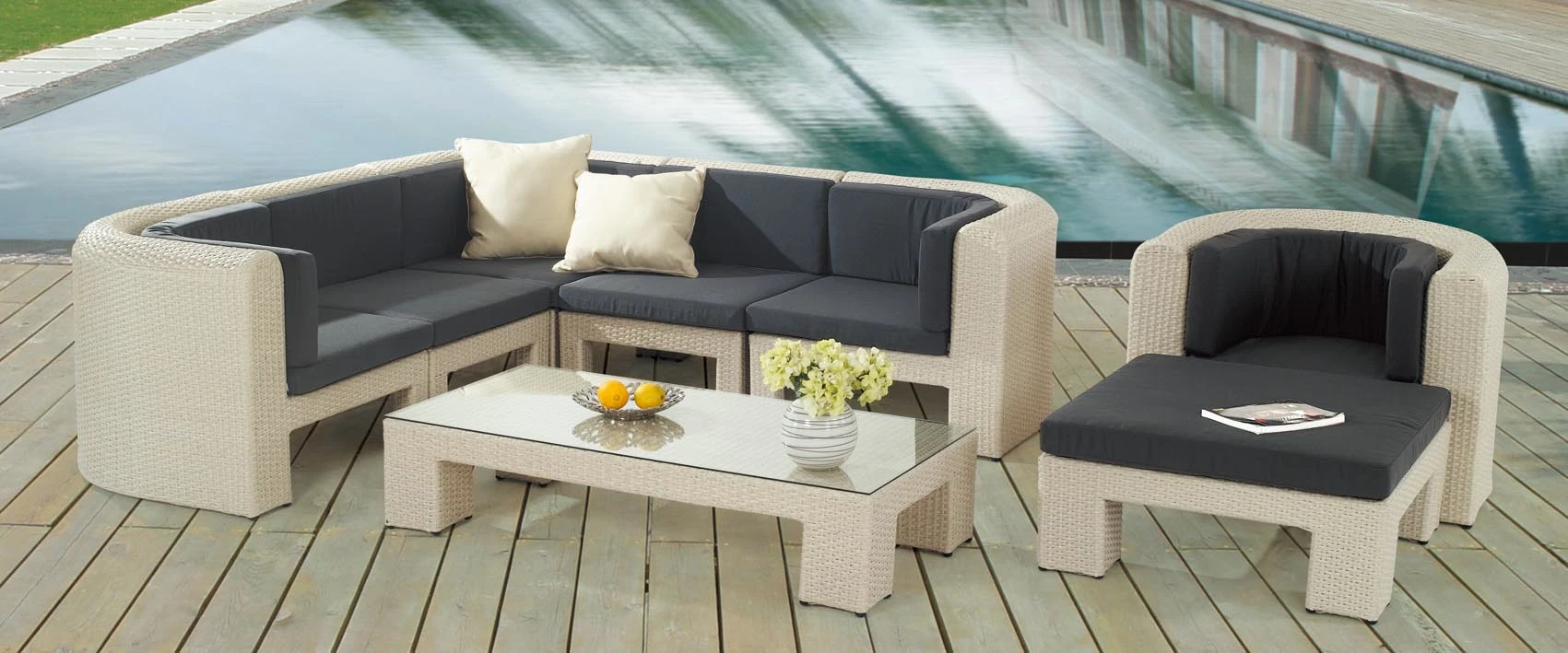 Classic Design Outdoor Luxury Furniture Garden Sectional Sofa Synthetic Rattan