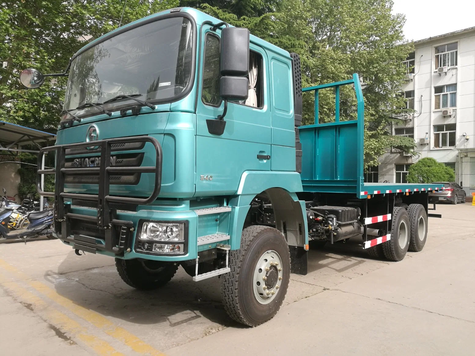 SHACMAN F3000/8X4 LKW