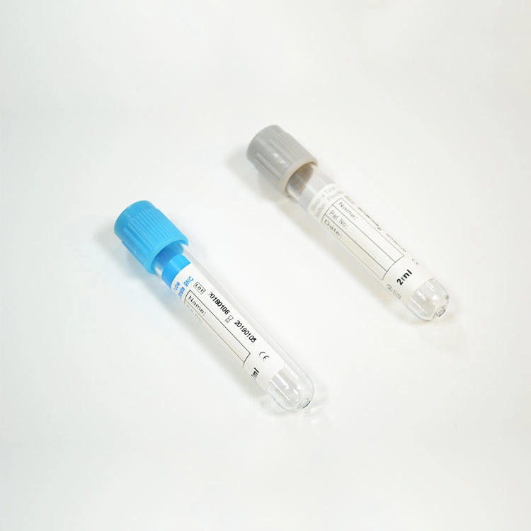 El Fluoruro de Sodio Potasio oxalato gris vacío de glucosa en la parte superior del tubo de extracción de sangre