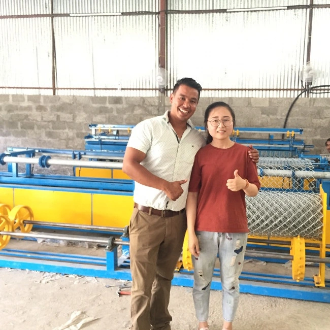 Automatic Low Price Single Wire Chain Link Fence Making Machine Wire Mesh Machine Supplier for Protection