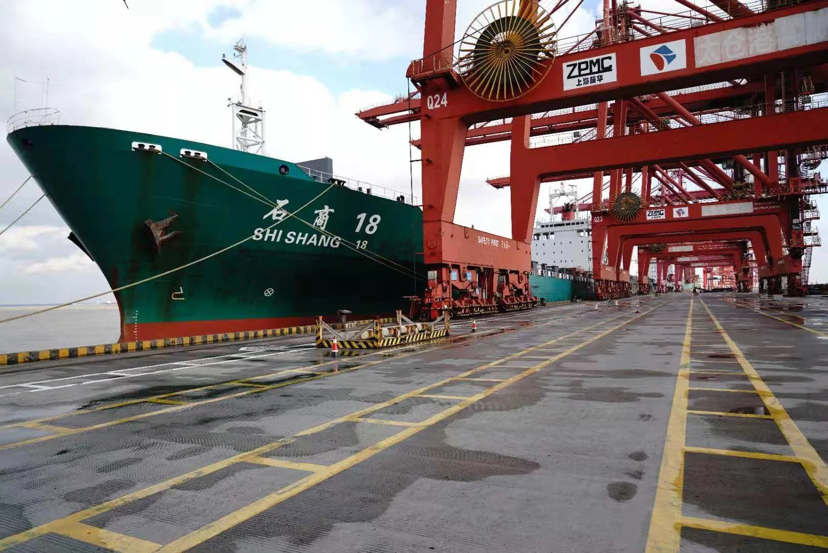 Amazon Fba Door to Door DDP DDU Sea Freigh from Guangzhou(CNCAN/CNHPU), Shenzhen(CNDCW/CNSHK), Shanghai(CNSHA/ CNWGQ) to Ancona (ITANC), Asti (ITAST) in Italy