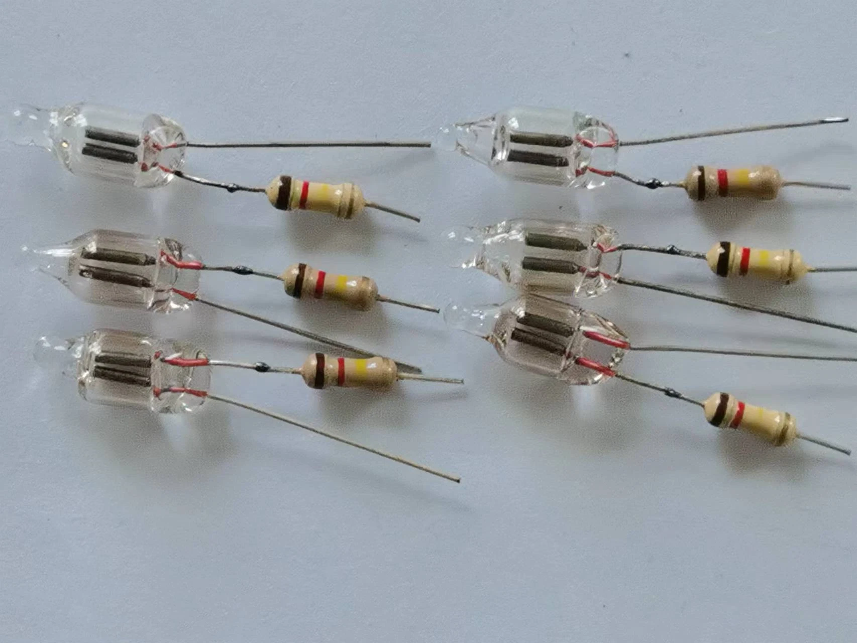 Ne-2 6*16 Weld with Carbon Film Resistor Neon Lamp