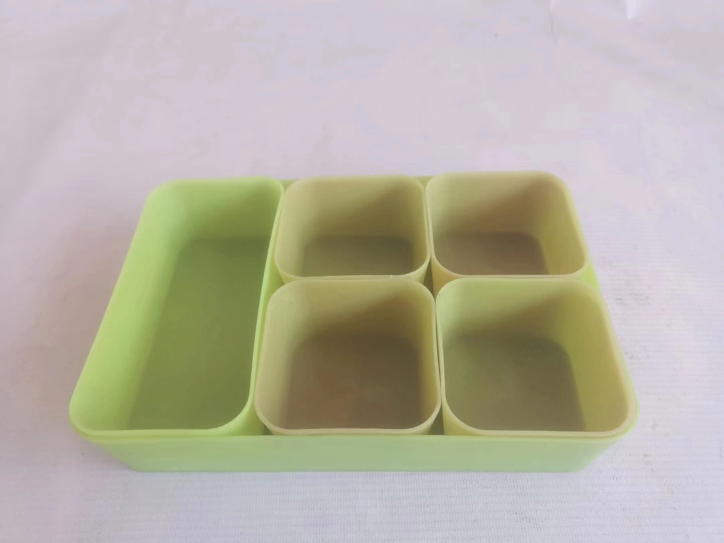 Used Plastic Children Toys Storage Box Mould Dessert Classified Box Mould