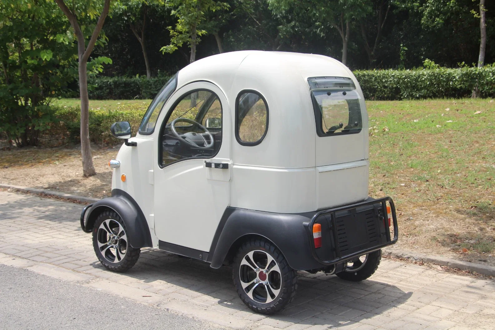 EEC Approval 4 Wheels Electric City Car