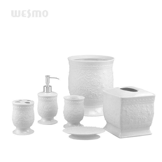 Top-Grade Porcelain Ceramic Bathroom Accessories Bath Set