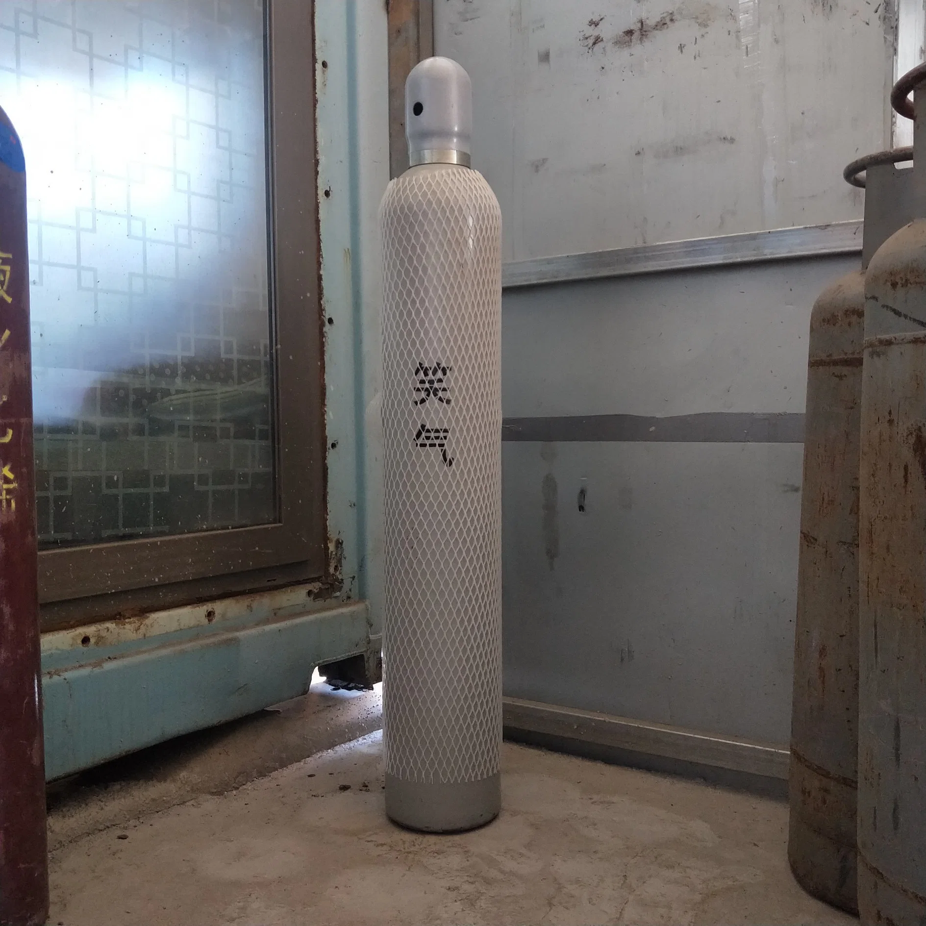 High Purity Medical Oxygen Gas O2 Price of Pure Oxygen