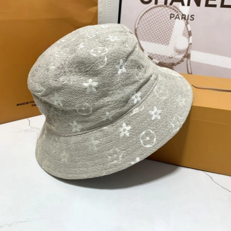 Leather Waterproof Thickened Fashion Warm Bucket Hat Replicas Wholesale Luxury Bucket Hat