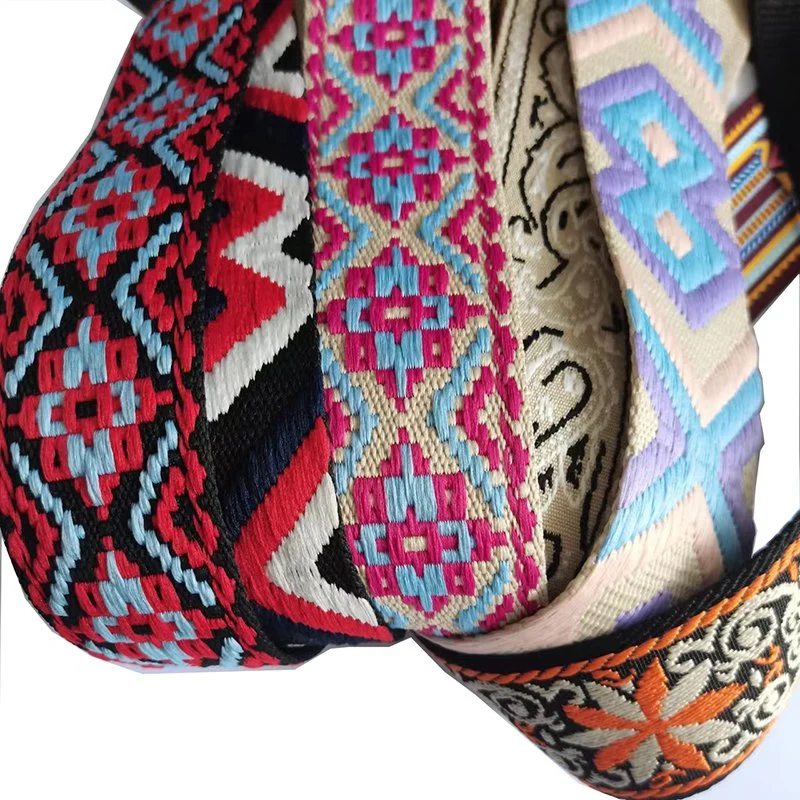 Großhandel ethnischen Stil Jacquard Webbing Mode Band für Tasche Strap Klassische Riemen Hut Dekoration Zubehör