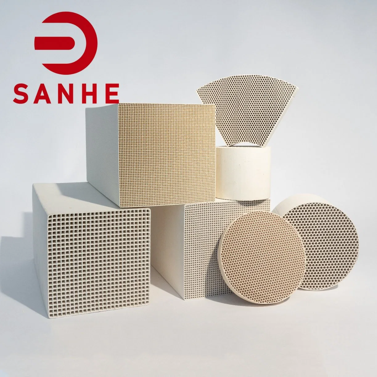 Factory Price Ceramic Honeycomb Catalyst Alumina Cordierite Rto Heat Exchanger Honeycomb Ceramic