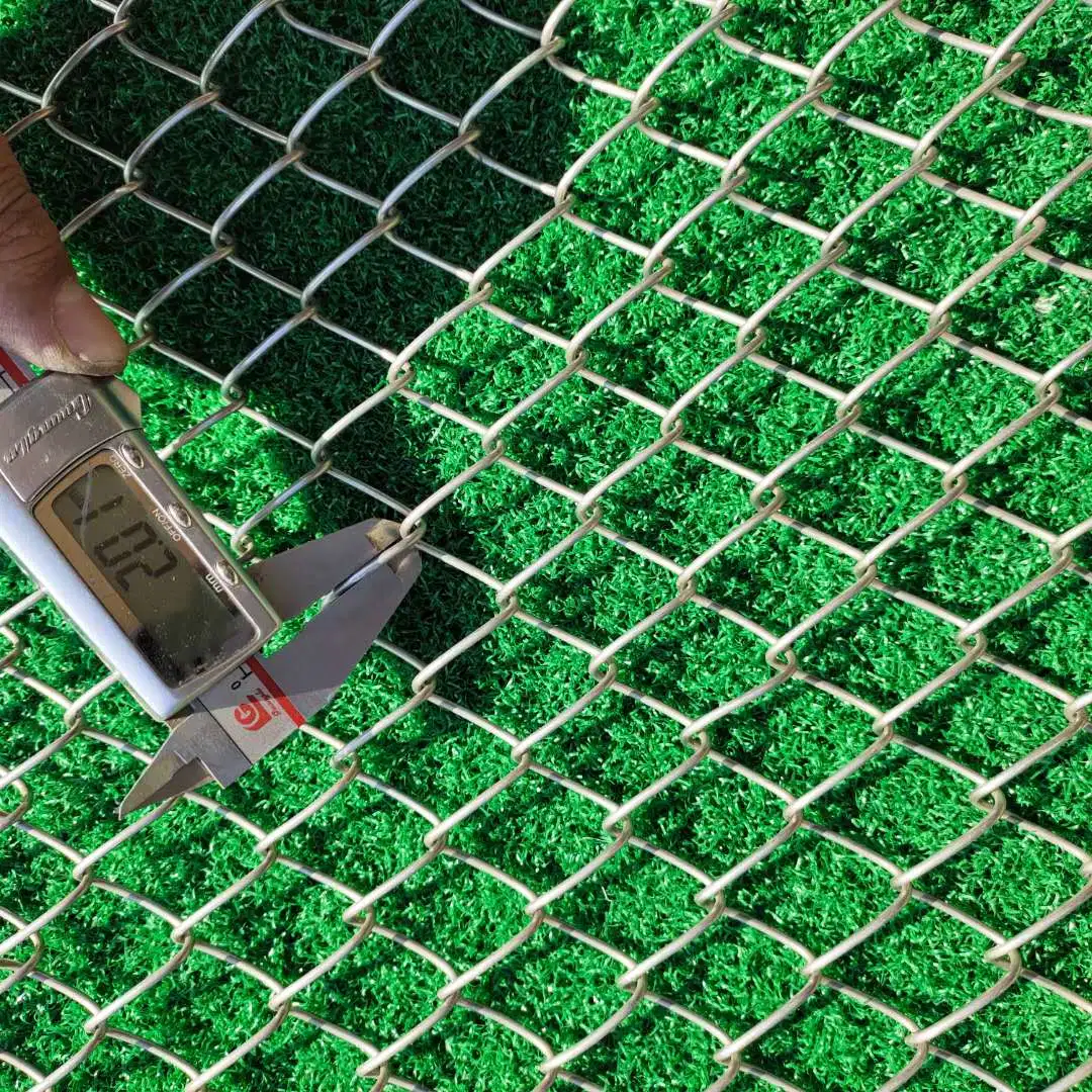 Chain Link Fence Hot DIP Galvanized Zinc Coated 6FT 8FT 25m Roll