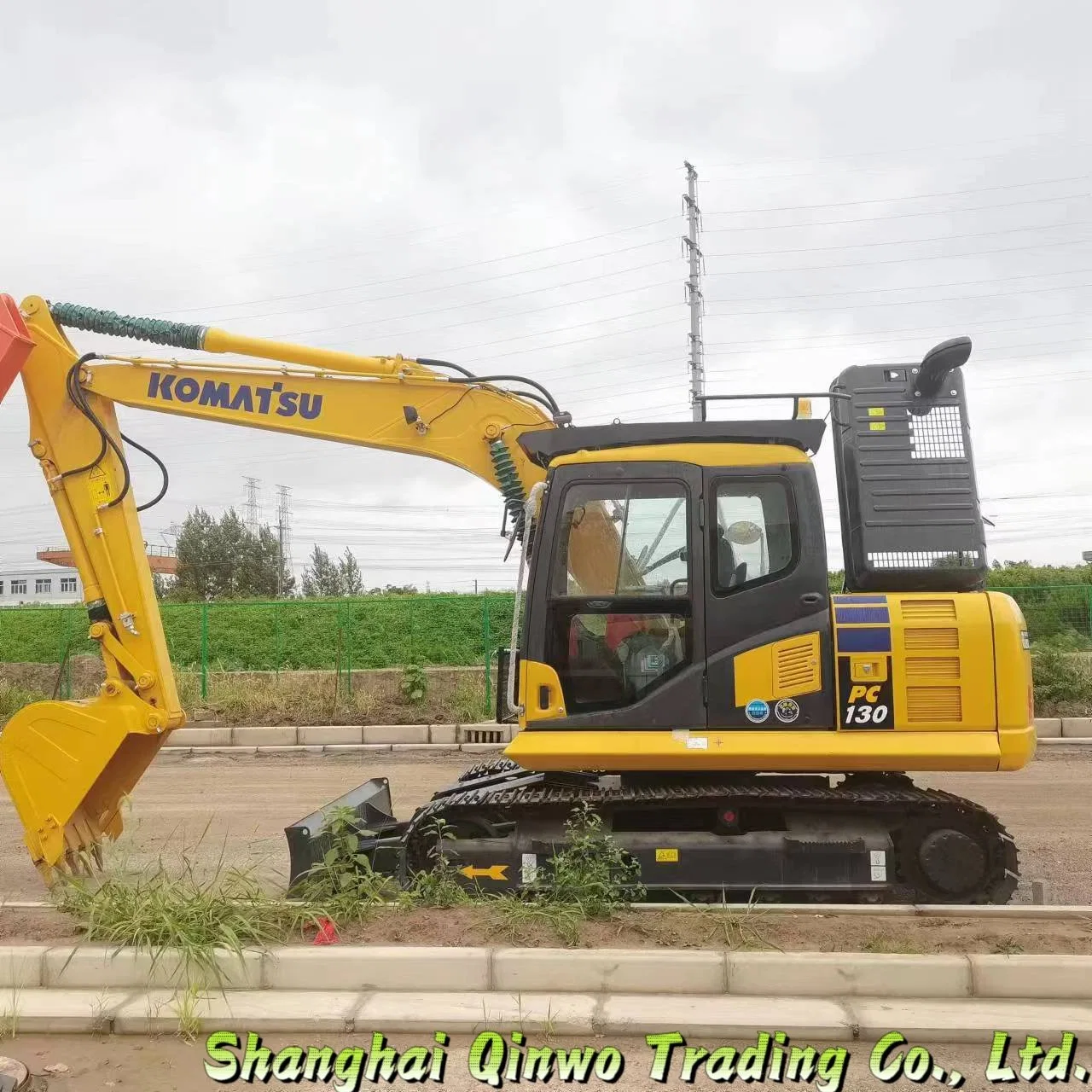 Japan 13ton 130 Used Komatsu PC130-7 Excavator with Front Blade