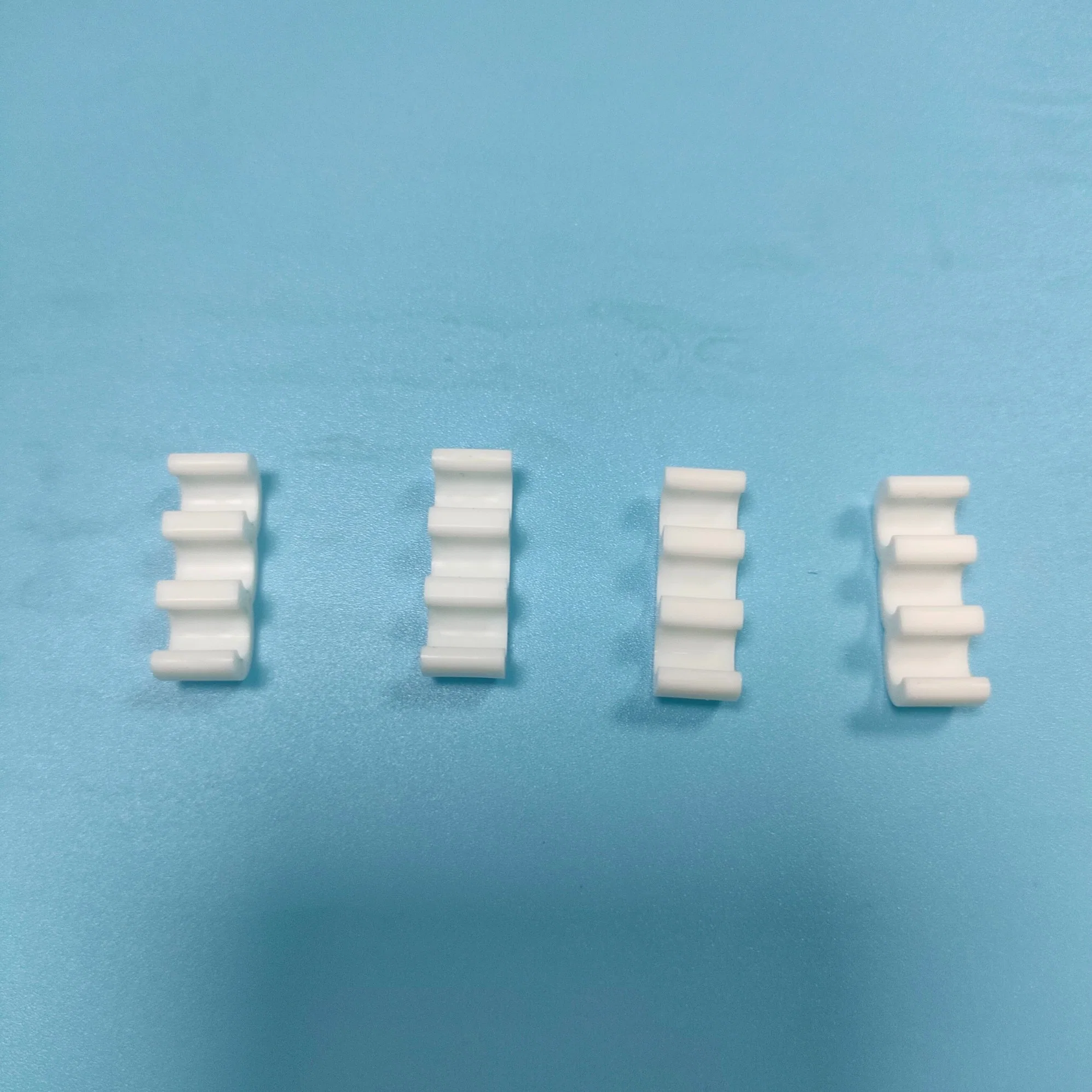 Toolmaker original producir cavidades múltiples molde de inyección para los pequeños componentes de plástico