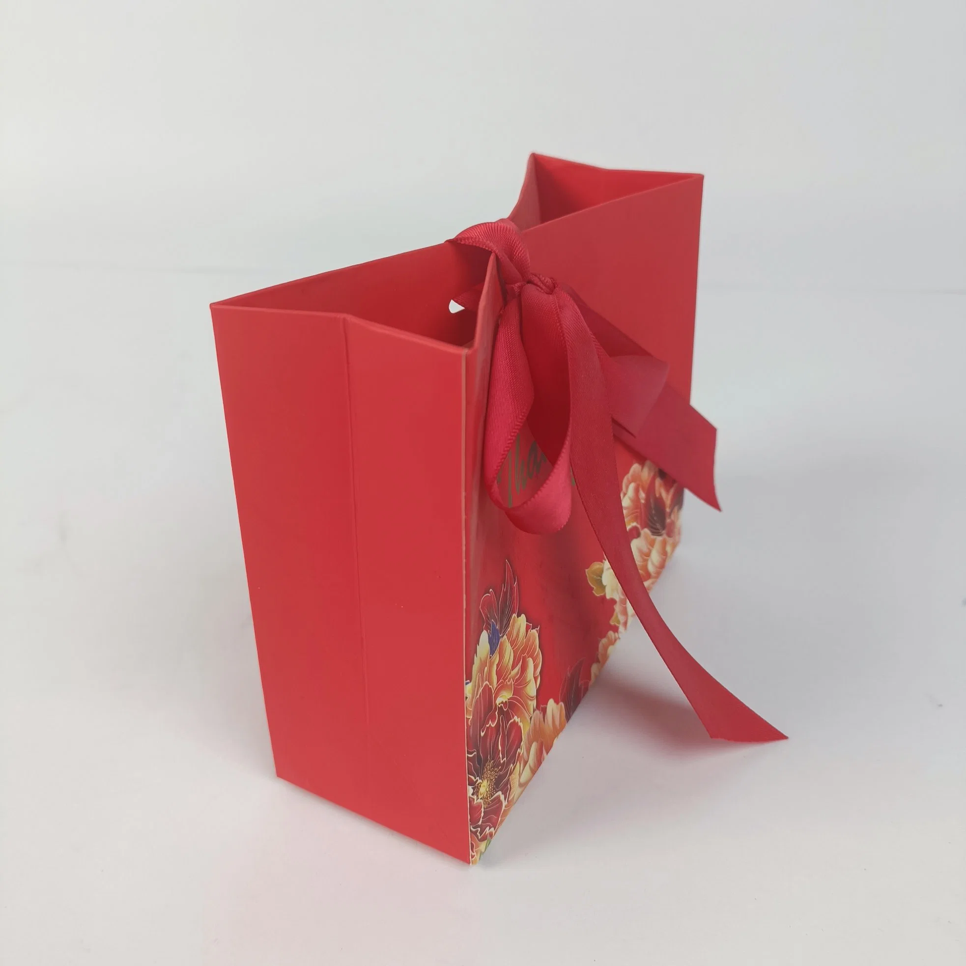Top Quality Shopping Mini Wedding Candy Snack Gift Paper Bag with Ribbon