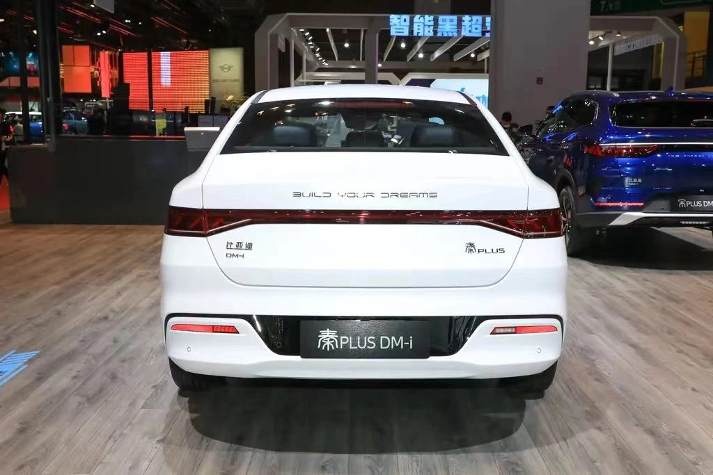 Byd Dernière Qin City Auto bon marché à longue portée haute vitesse une énergie nouvelle batterie de voiture électrique électrique EV