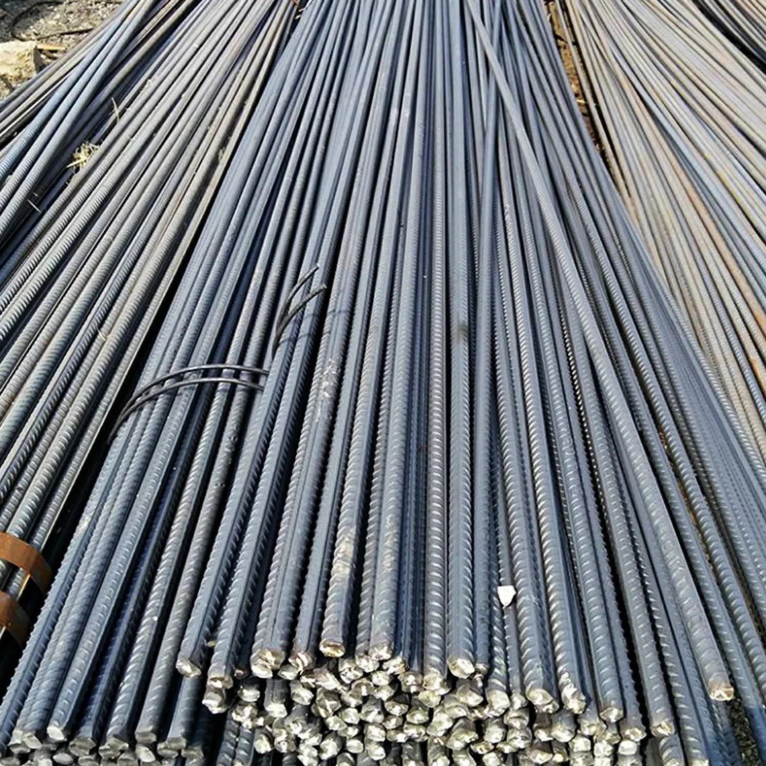 Good Quality and Best Factory Price Steel Rebar/Deformed Steel Bar/Reinforced Steel