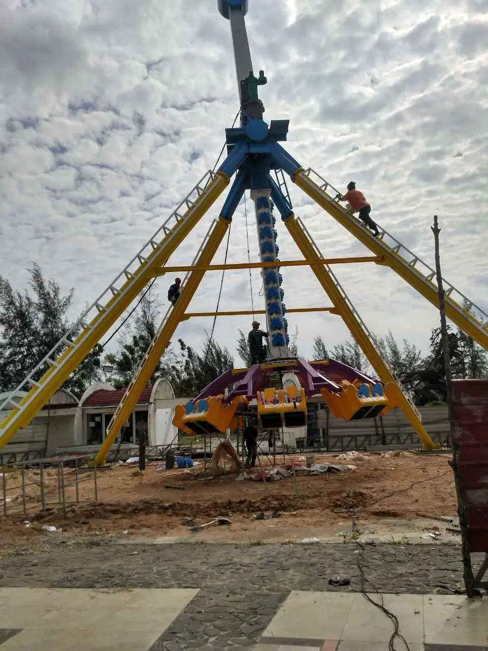 Parque infantil al aire libre 24 personas Flying Turtle Amusement Equipment