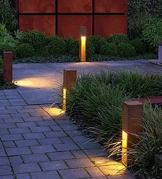 Rusty Slot 800mm Corten Steel Illuminated Bollard with Oxidised Iron Finish