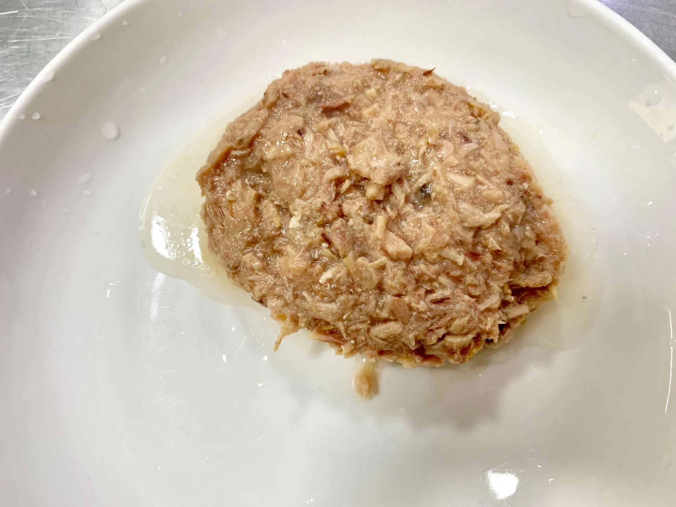 Fresh Fish Canned Tuna Flake in Oil with Private Label