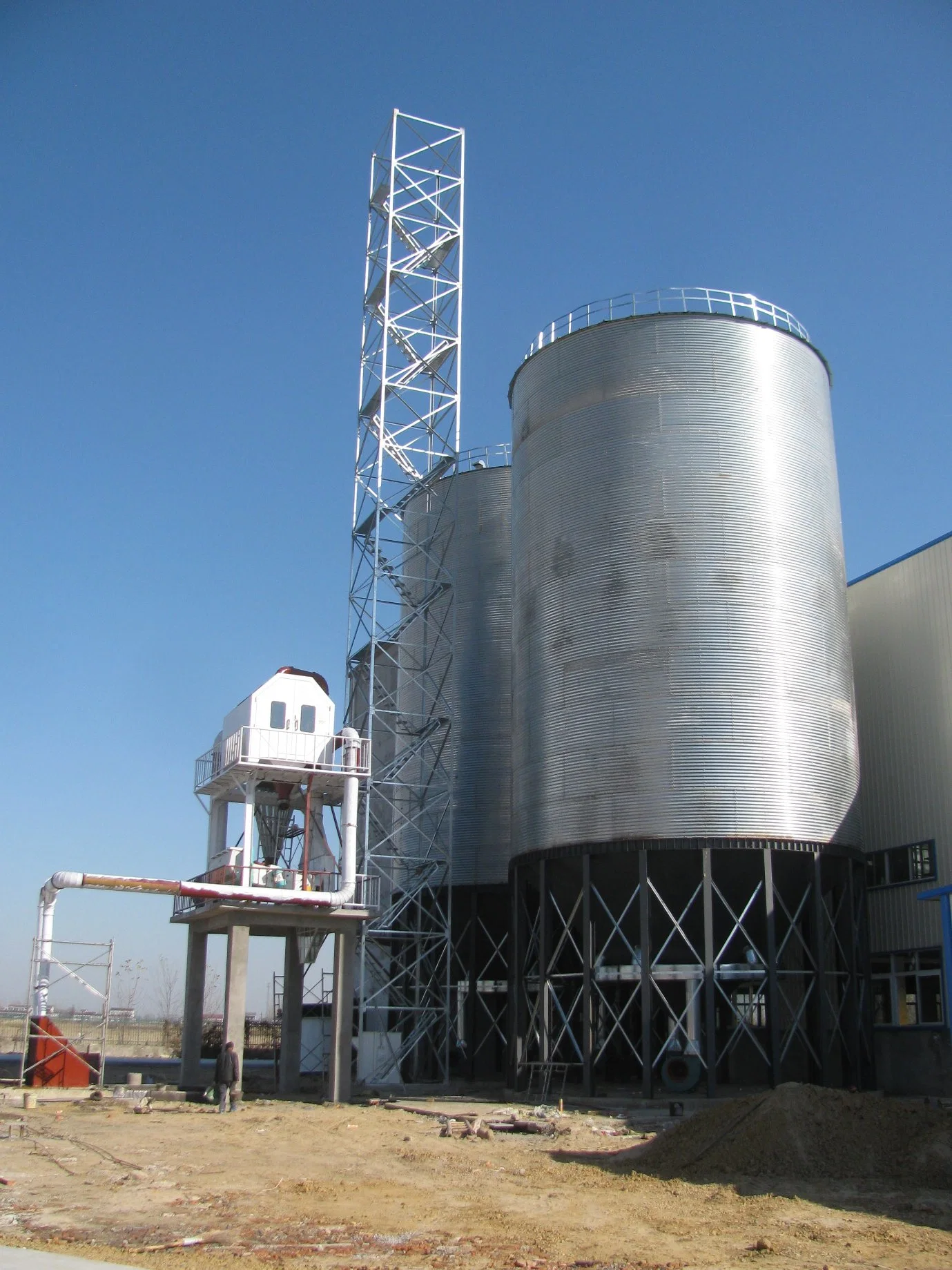 Factory Direct Sale 2000/3000/5000/8000 Tons Farm Grain Storage Steel Silo