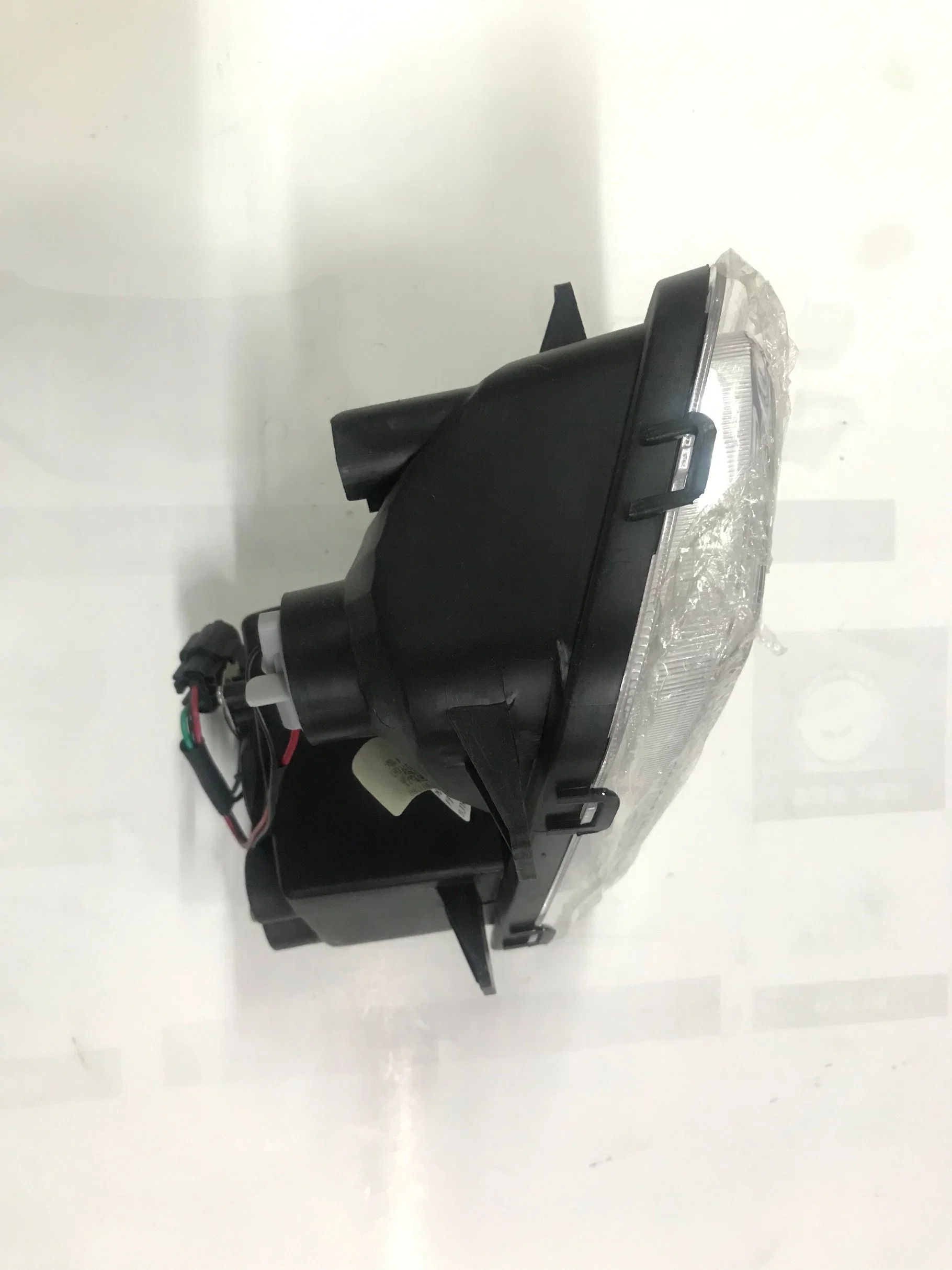 Partes de automóvil Luz de automóvil Luz antiniebla delantera derecha para Changan Eulove F101-14 (4101020-AB02)