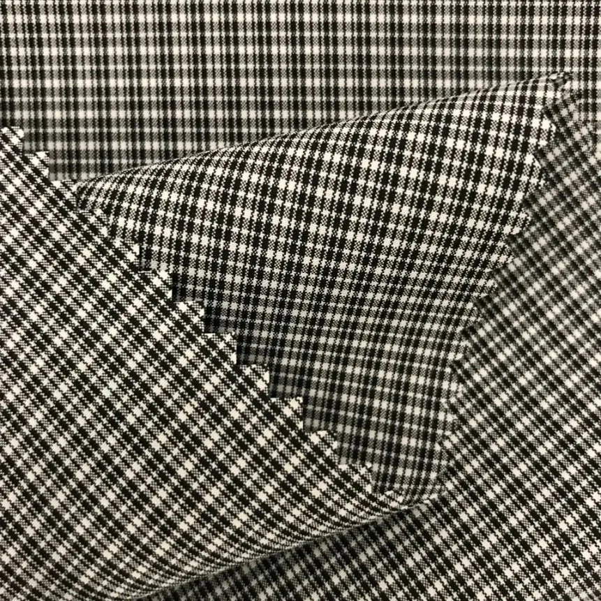 China Manufacturer Polyester Spandex Cation Gingham with Water Resistant for Textile Garment