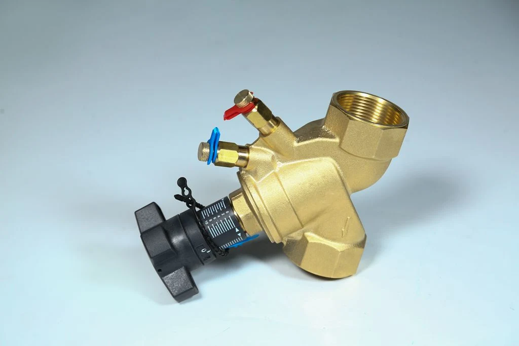 Static Balancing Valve Brass Pn25 Threaded End DN15-DN50