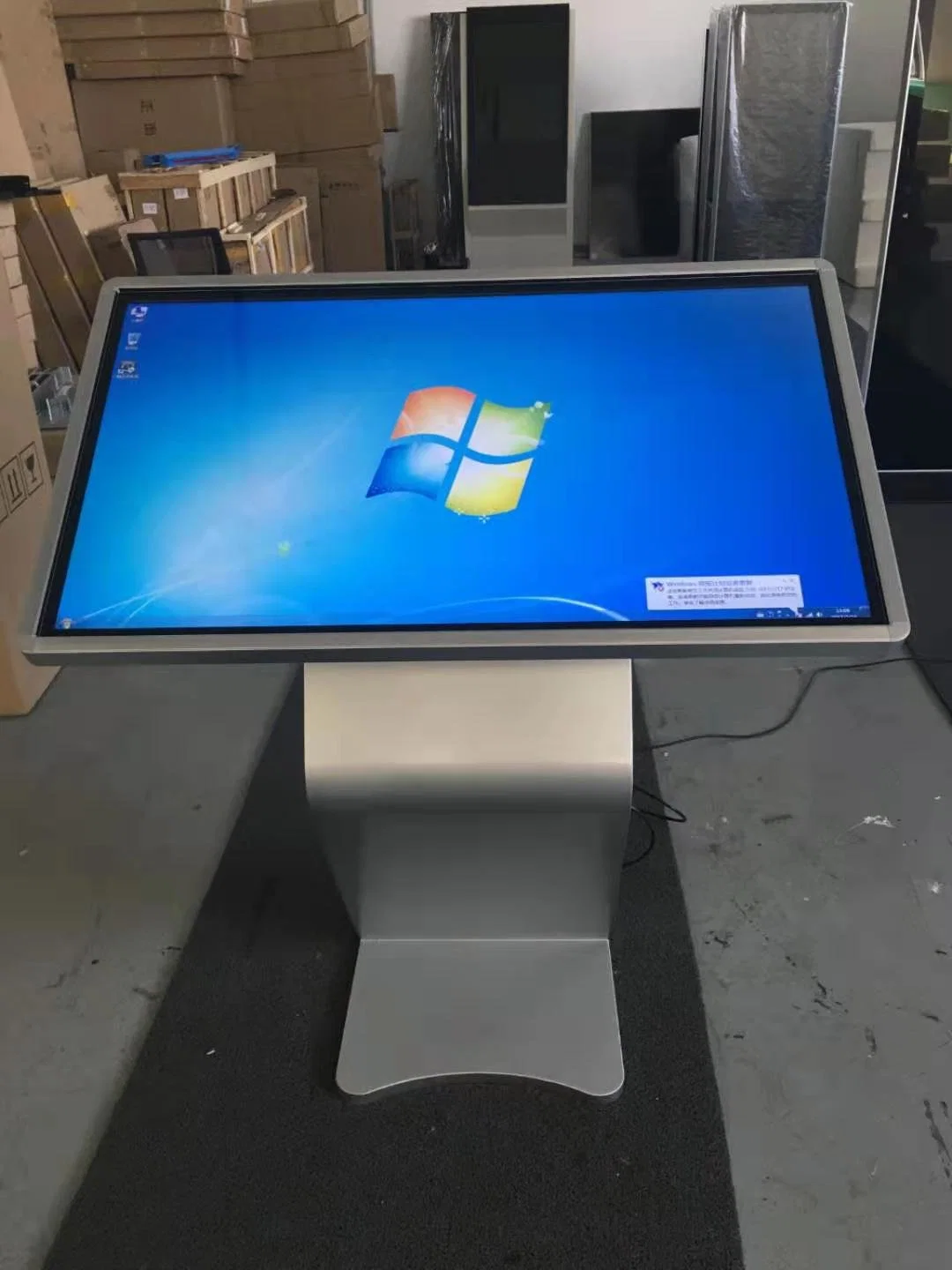 Special Price 43inch Interactive Touchscreen LCD Kiosk with CE Approved