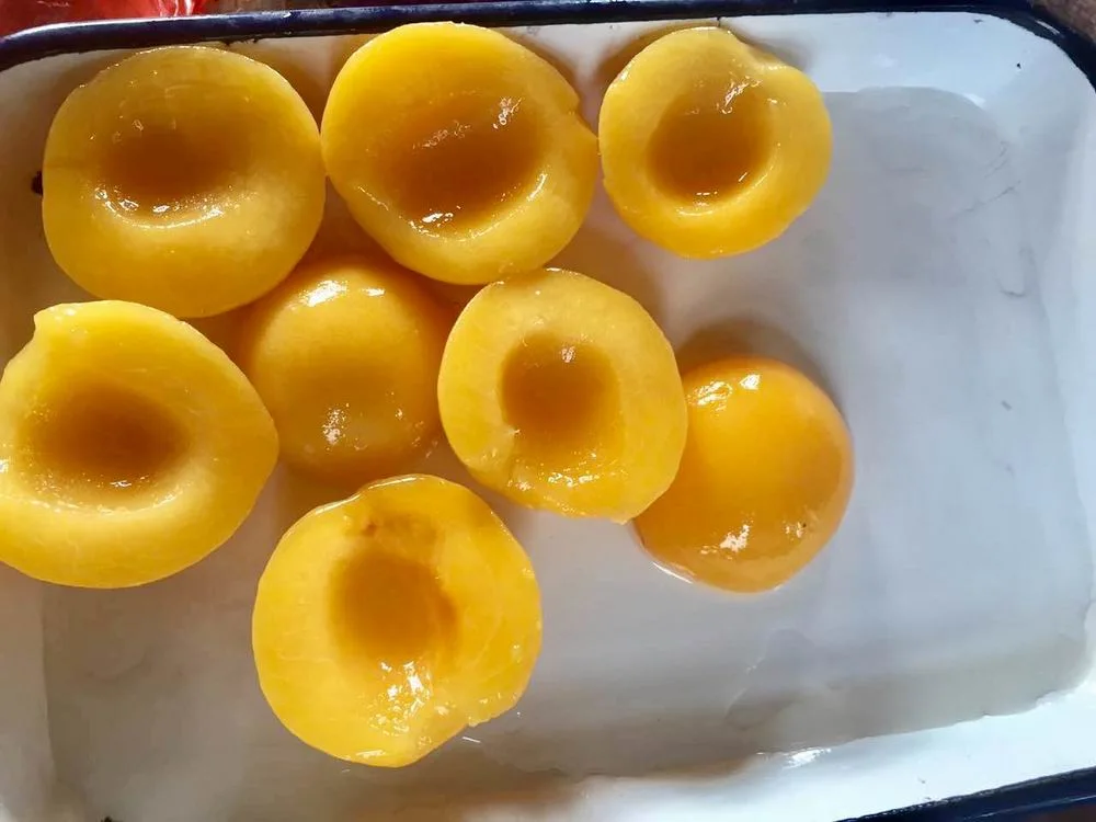 Yellow Cling Peach Halves in Heavy Syrup, Canned Fruit