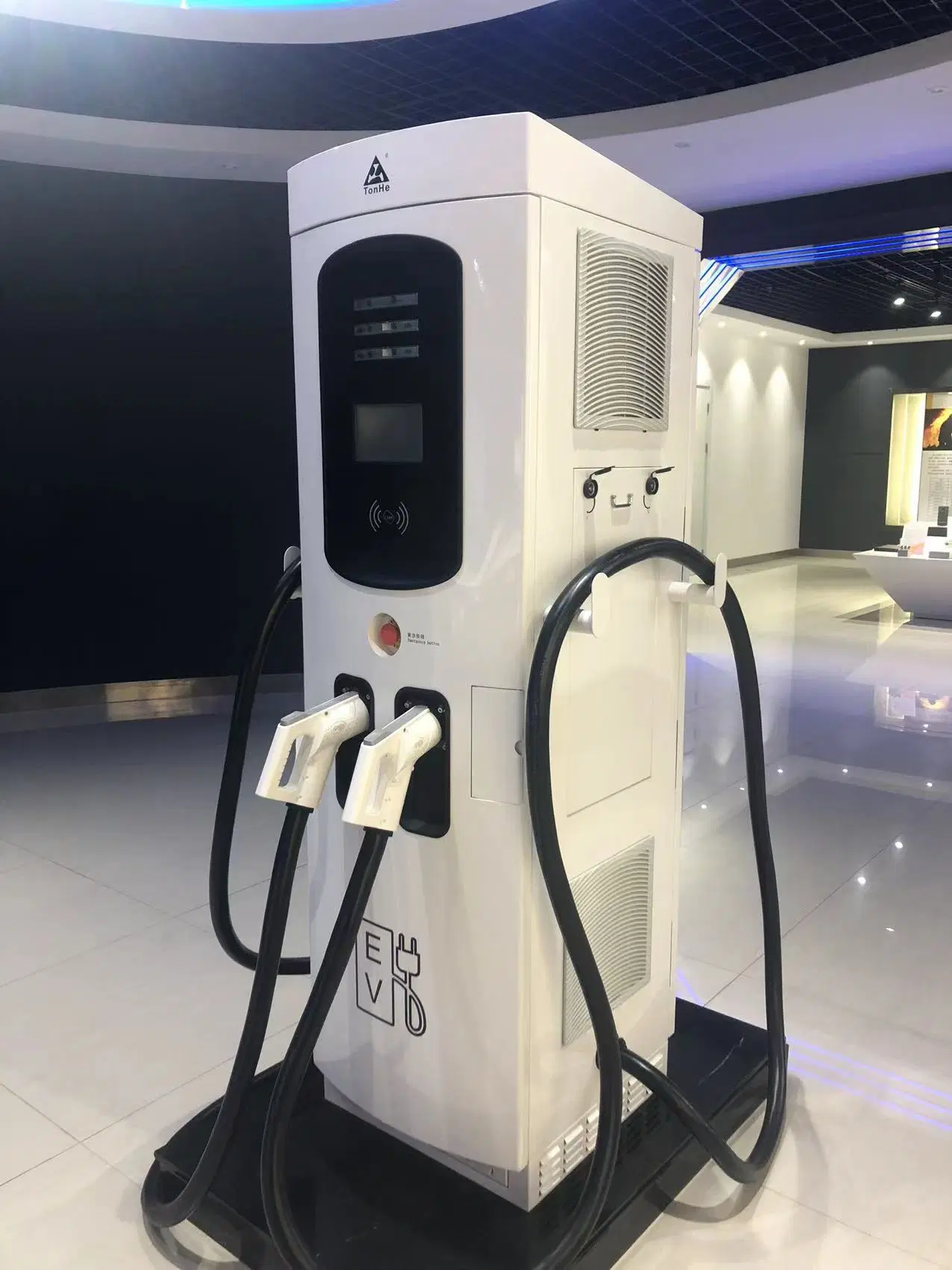 Electric Vehicle Fast Charger EV Charging Station Output 60kw-200kw EV Charger
