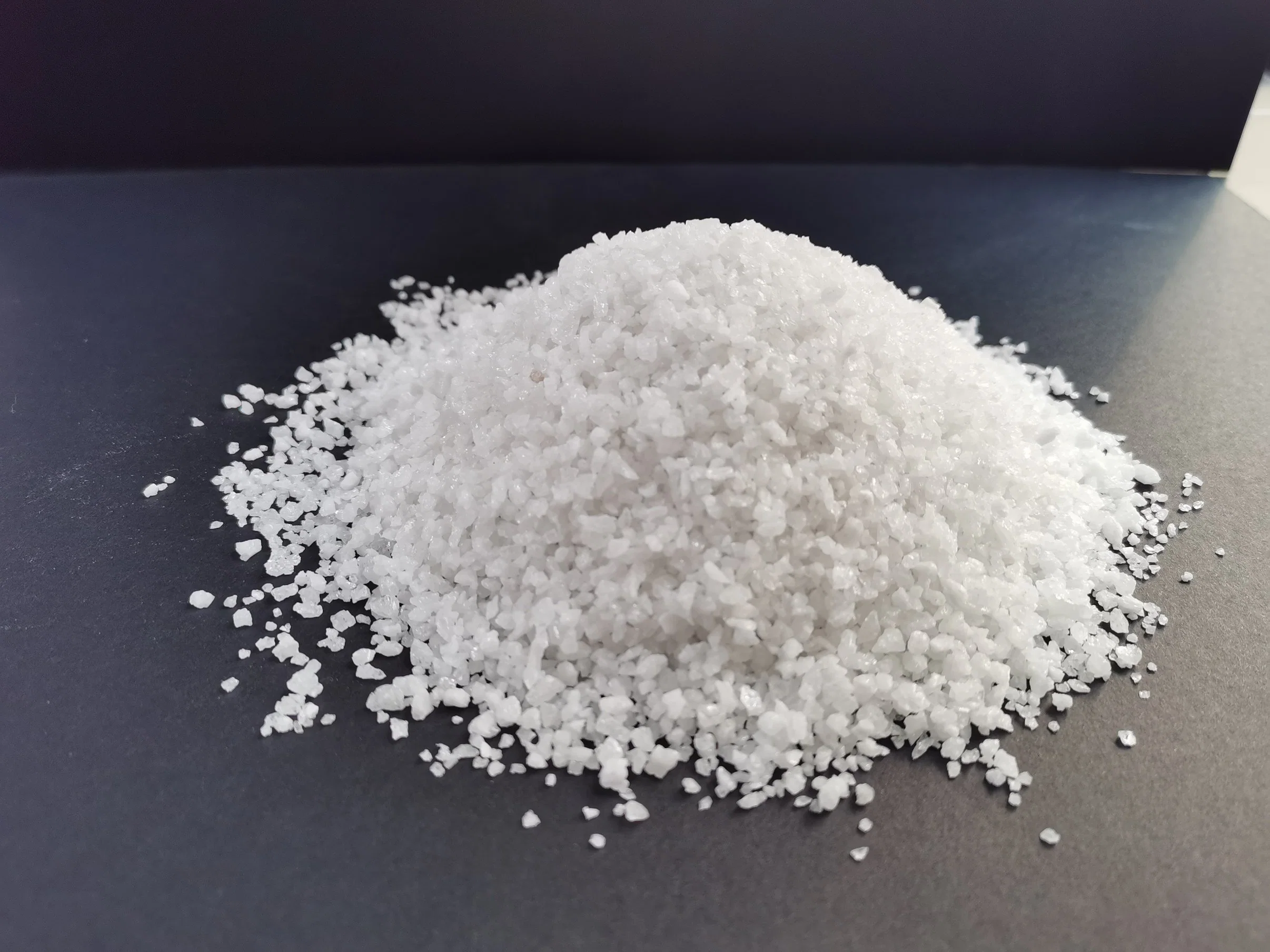 Ceramic Raw Materials High Bulk Density Good Performance Wfa White Corundum Segmented Sand