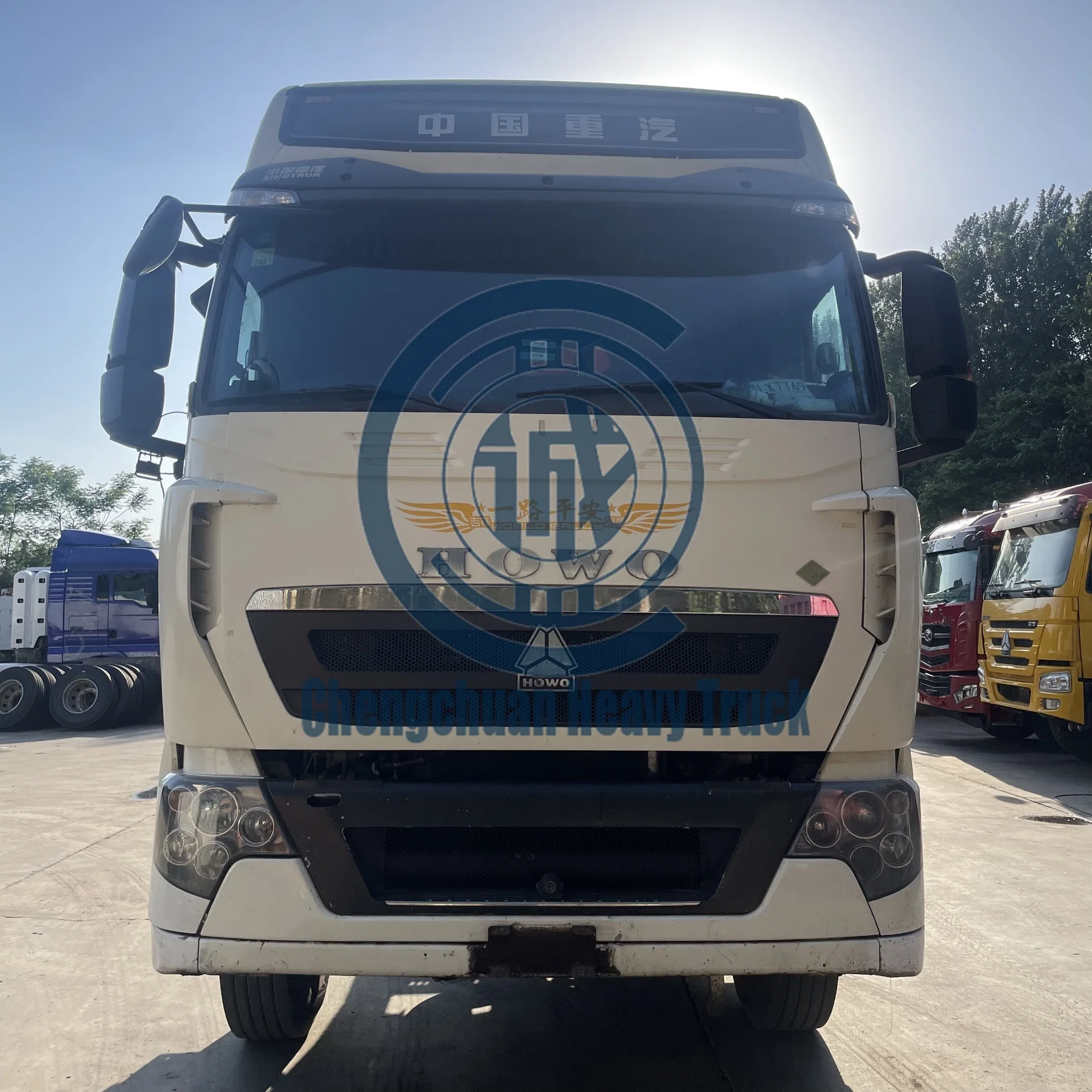 China Trucks Euro5 Used 2017 2018 2019 2020 CNG T7h 430HP A7 C7h Sitrak 440HP Tractor Trailer Truck Head Towing Truck