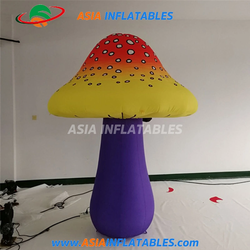 Hot Sale Festival Outdoor LED Inflatable Mushroom for Show