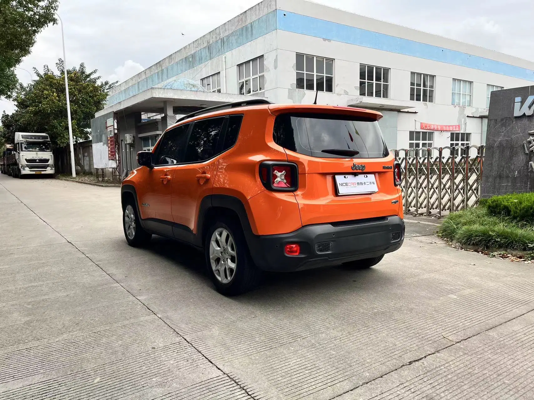 Wholesale/Supplier China Used 2018 Jeep Renegade SUV Used Car