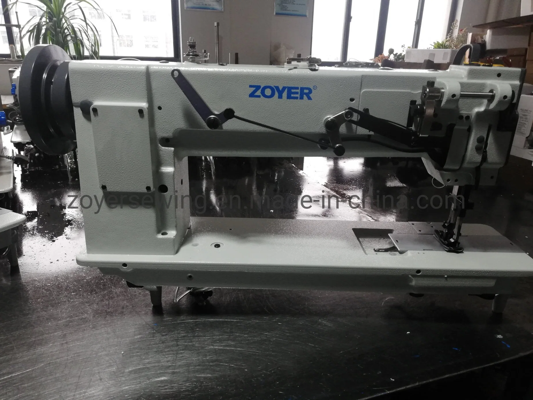 Zy4420-L46 Long Arm Double Needle Compound Feed Lockstitch Sewing Machine Walking Foot