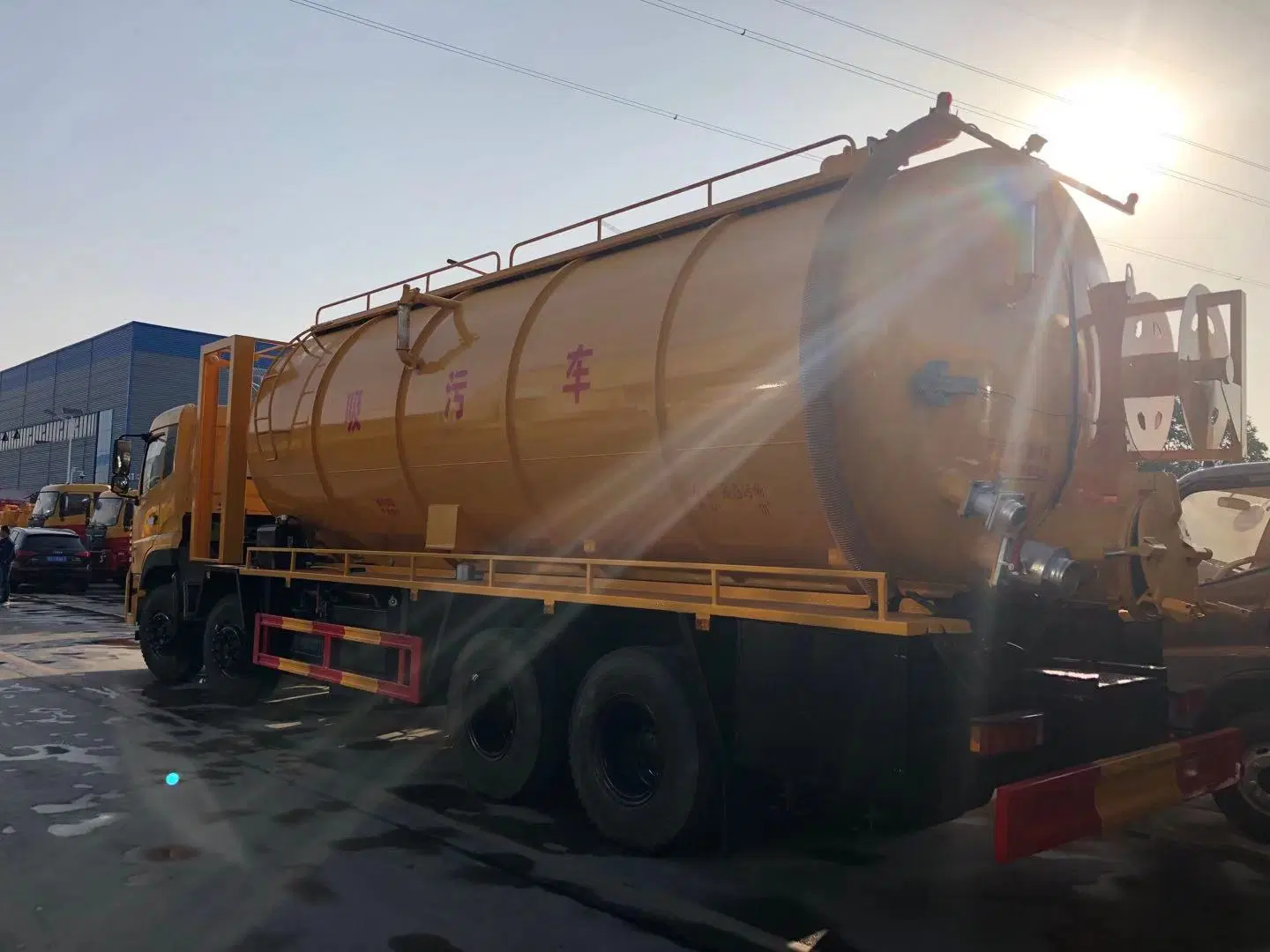 Dongfeng 35m3/35000litres Heavy Duty Vacuum Tank Sewage Suction Truck Sewager Truck