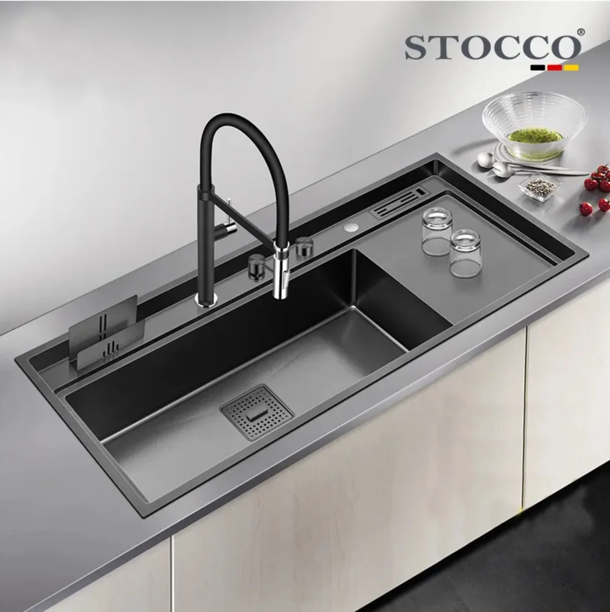 SUS304 Acero inoxidable de alta calidad de la cocina hecha a mano conjunto de fregadero con Smart Control de tapa oculta