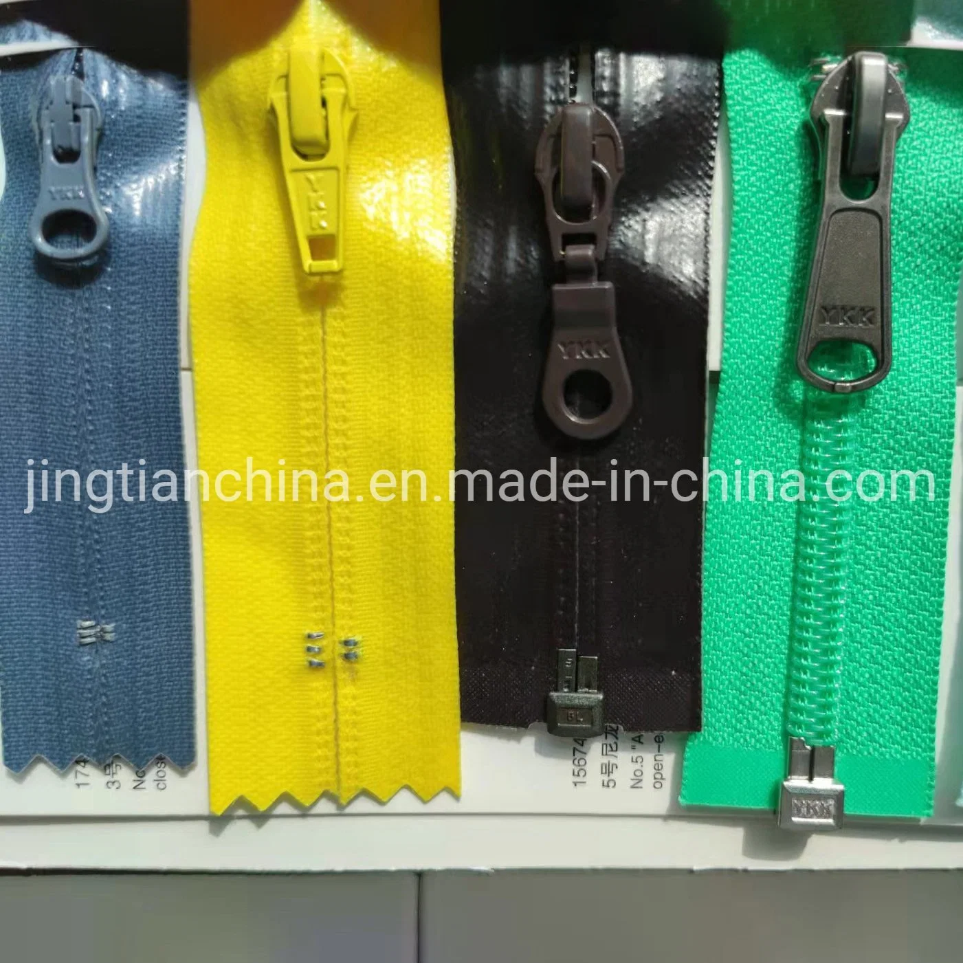 High quality/High cost performance  Nylon Waterproof Zipper for Sportswear