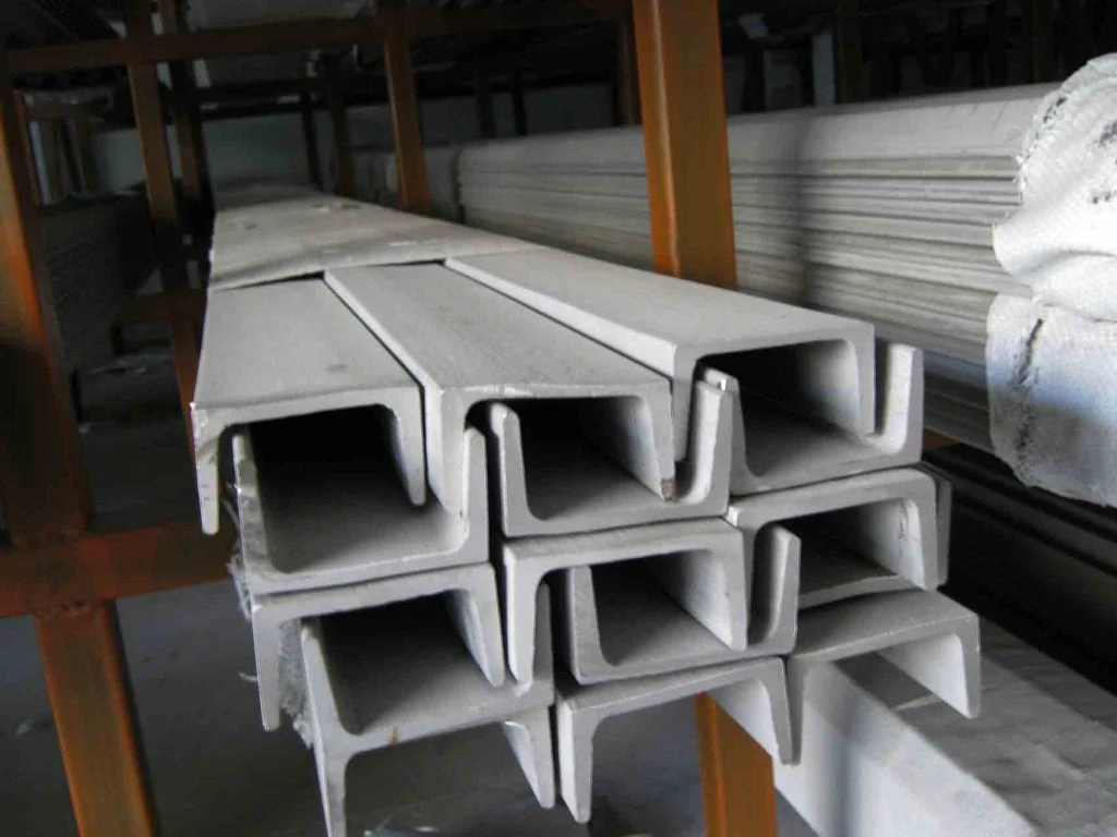 Hot Selling Electrical Mild Steel Strut Galvanized Unistrut C Channel Dimensions for Electric Power.