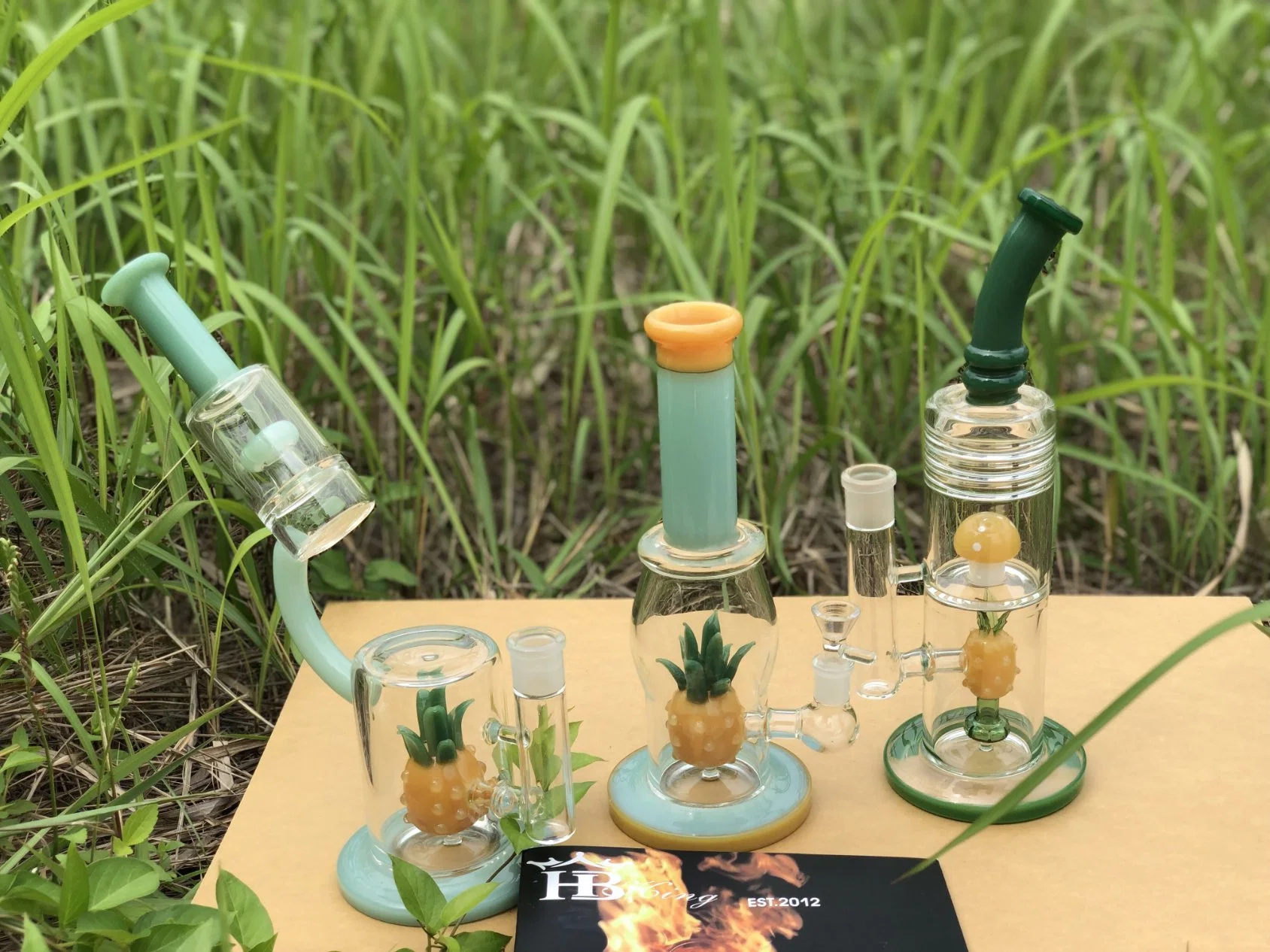 Hbking Glass Factory Double Beaker Ash Catcher Function Percolator Heady Glass Glass Water Pipe Glass Ware Smoking Pipe Freezable Glasswaterpipes