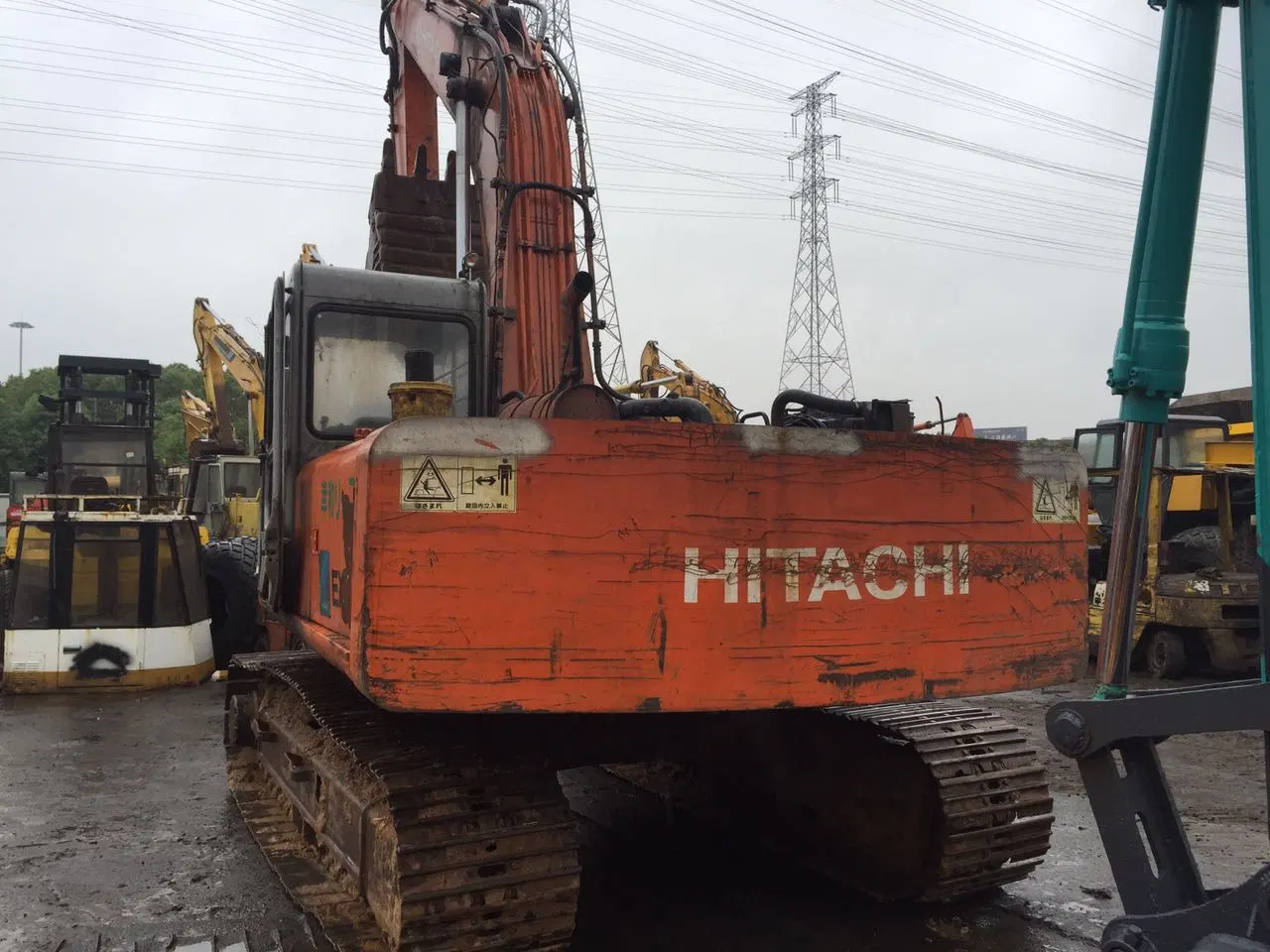 Used Hitachi Excavator Ex200-1 Construction Machinery for Sale