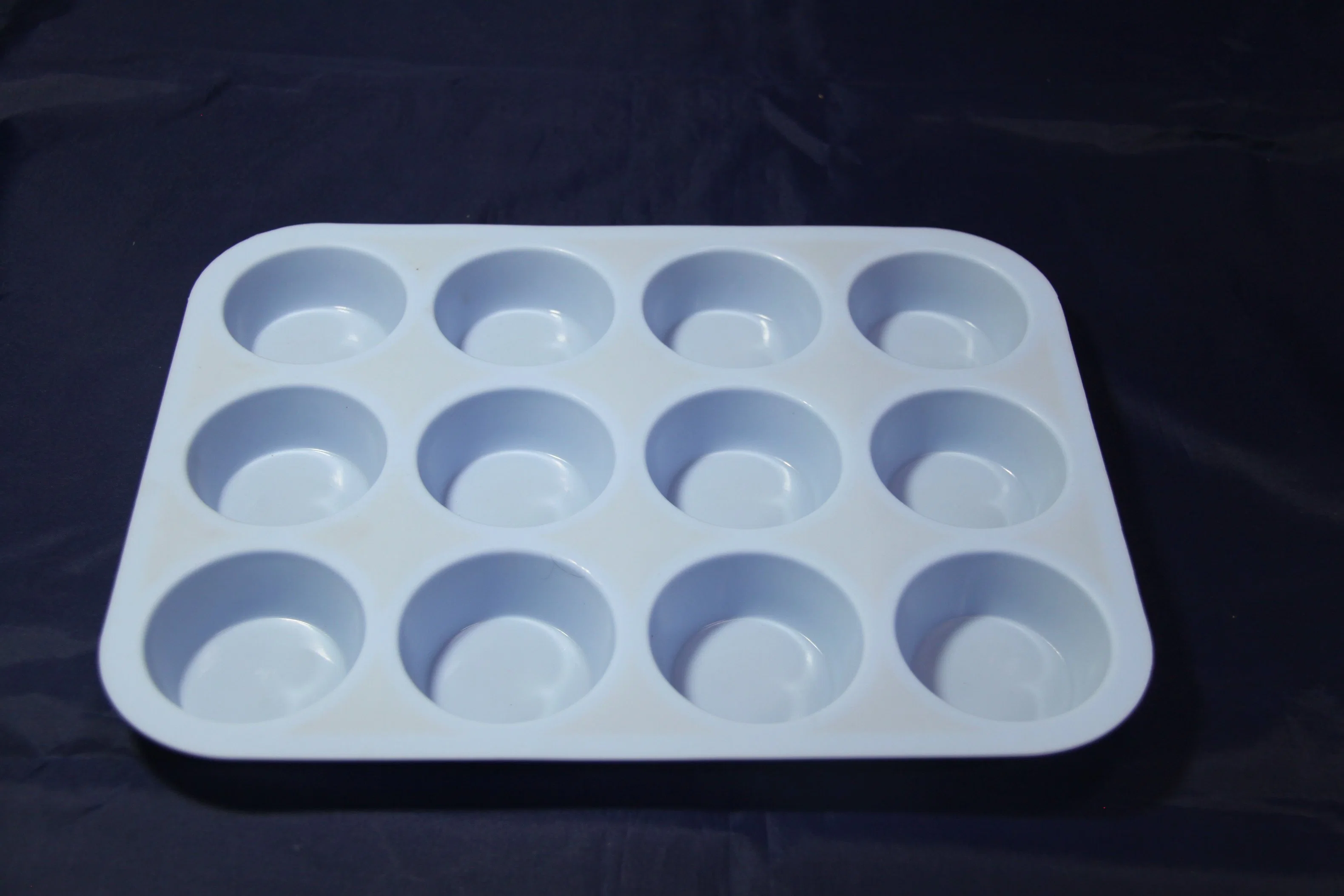 Bakeware Silicone Square 12 Round Cups Style Bake Cake or Jelly Mould Mold