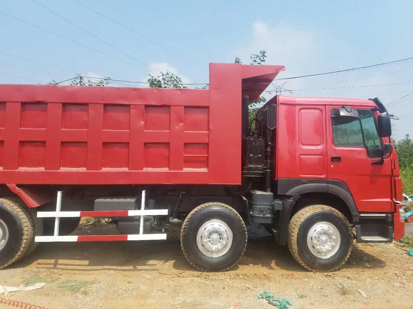 Sinotruk HOWO de alta qualidade usado despejar 8X4 VEÍCULO HOWO 12 Rodas com boa manutenção