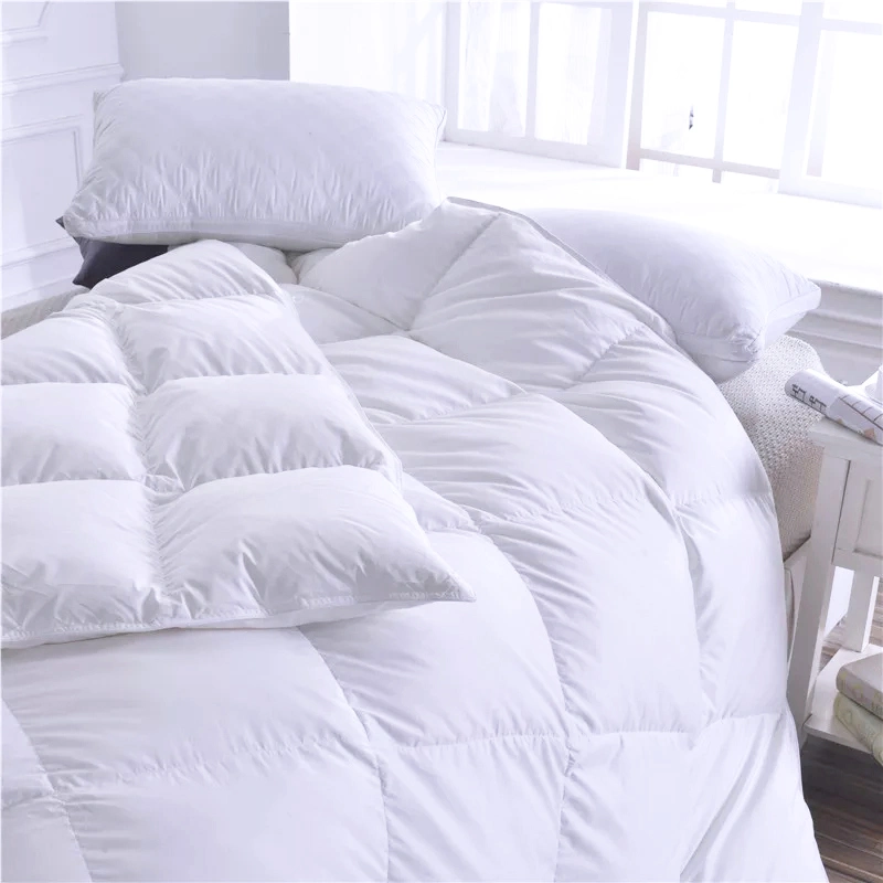 King Size Polyester Filling Quilted Brushed Microfiber White Quilt