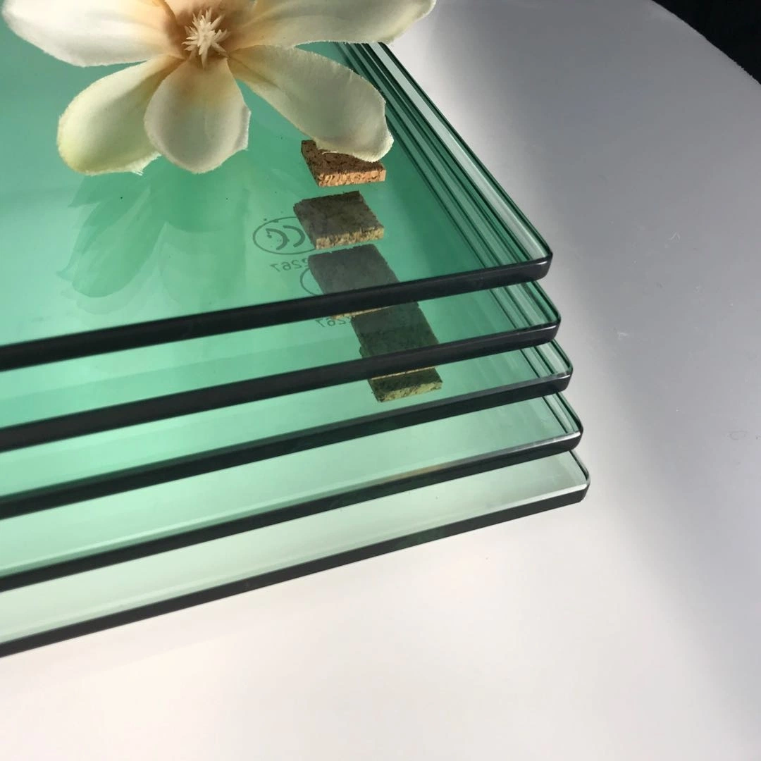 China Manufacturer 4mm -19mm Ultra Clear / Low Iron Float Tempered Glass