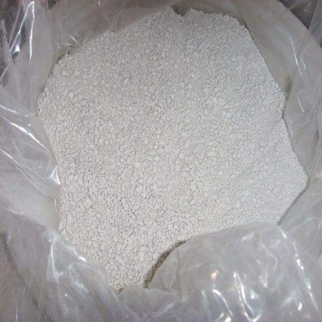 Swimming Pool Disinfection 70% Granular Bleaching Powder C Alcium H Ypochlorite