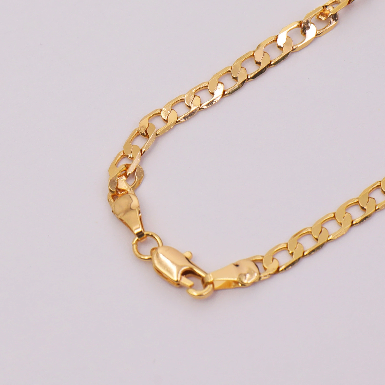 Joias da moda Colar personalizado Corrente banhada a ouro Pingente feminino.