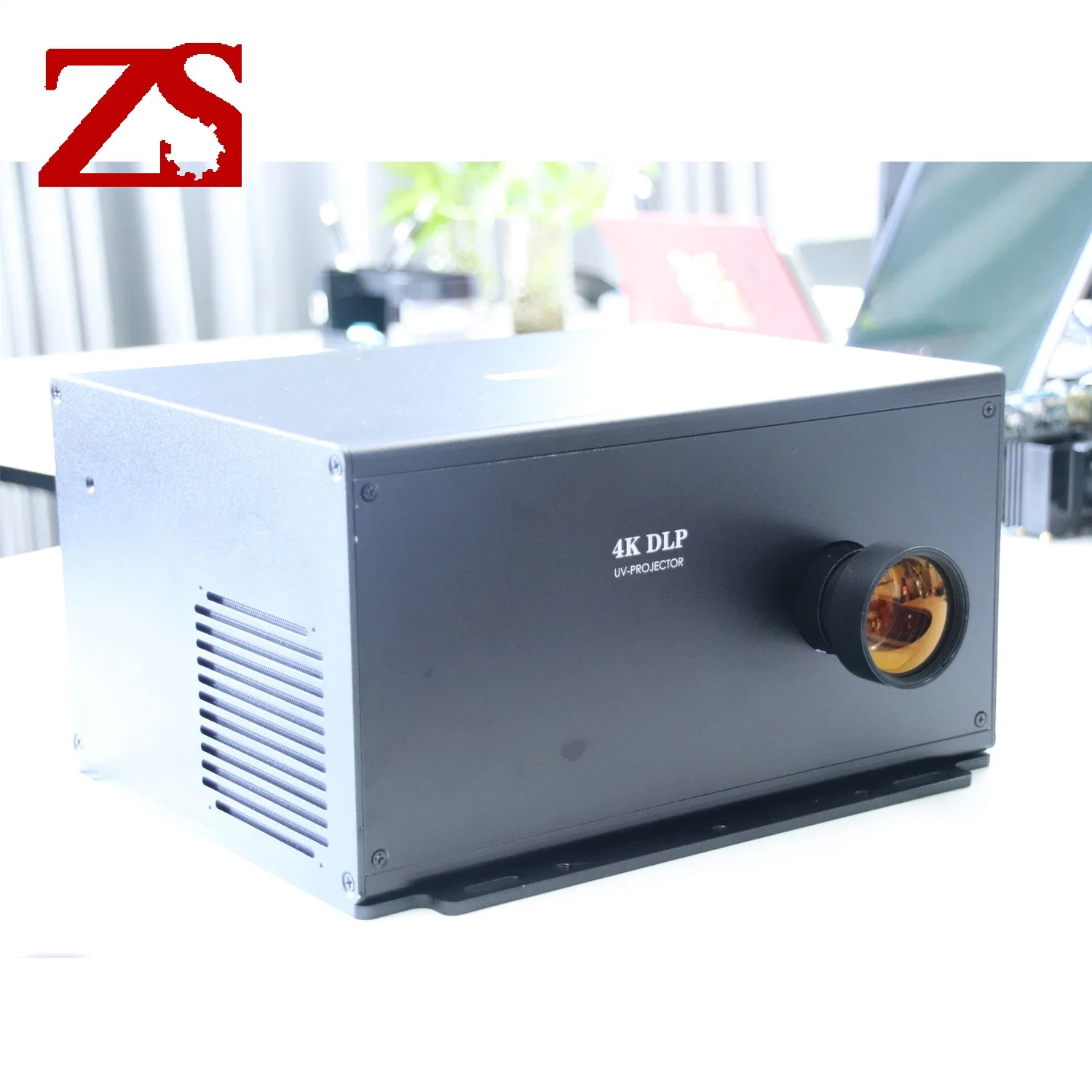 20W Output Power Compatible with Any System 3840X2160 4K Xpr UHD Laser Light Source UV DLP Light Engine System Projector